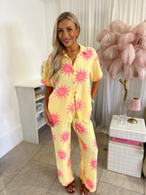 Load image into Gallery viewer, Sunshine - Yellow