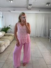 Load image into Gallery viewer, Cosette - Pink

