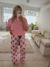 Load image into Gallery viewer, Dotty - Pink

