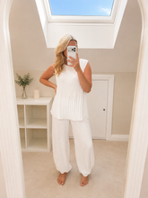 Load image into Gallery viewer, Pleated two piece balloon trouser and top set cooed
