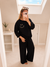 Load image into Gallery viewer, Mya - Leopard smiley face relaxed oversize style jumper
