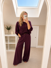 Load image into Gallery viewer, Hazel - Soft highwaisted trousers with belt
