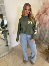 Load image into Gallery viewer, New York - Khaki
