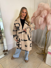 Load image into Gallery viewer, Delaney - Beige
