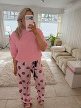 Load image into Gallery viewer, Dotty - Pink
