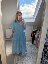 Load image into Gallery viewer, Oversized ruffle maxi dress
