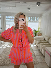 Load image into Gallery viewer, Darcy
