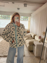 Load image into Gallery viewer, Robyn - Mint Borg ditsy floral fleece
