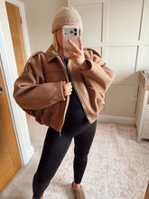 Load image into Gallery viewer, Jacket of Dreams - Woven camel
