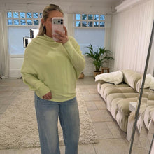 Load image into Gallery viewer, tos-no1a-i-t5fjg24jzw-no/86485158c58544a58e4e470d9fcfa7f7
