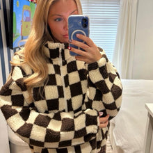 Load image into Gallery viewer, Fleece - chocolate
