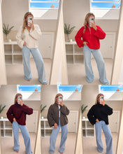 Load image into Gallery viewer, Charlotte - Premium knit zip up
