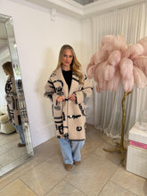 Load image into Gallery viewer, Delaney - Beige
