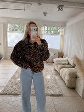 Load image into Gallery viewer, Kitty -  Soft chunky leopard print fleece
