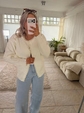 Load image into Gallery viewer, Pearl
