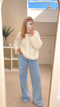 Load image into Gallery viewer, Rochelle - Chunky knit soft jumper
