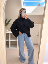 Load image into Gallery viewer, Charlotte - Premium knit zip up
