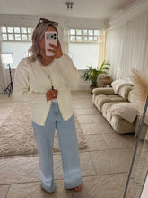 Load image into Gallery viewer, Pearl
