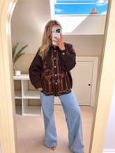 Load image into Gallery viewer, Maggie - Soft think horse detail shirt jacket
