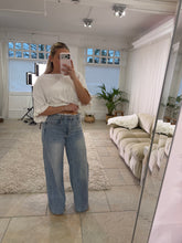Load image into Gallery viewer, Alexandra
