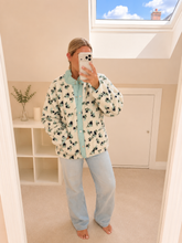Load image into Gallery viewer, Robyn - Mint Borg ditsy floral fleece

