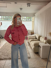 Load image into Gallery viewer, Amore - Stripe button up jumper
