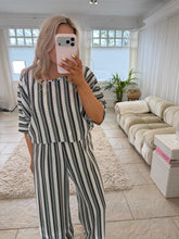 Load image into Gallery viewer, Lulu - Khaki
