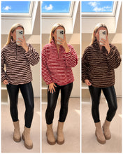 Load image into Gallery viewer, Milana - Stripe zip fleece
